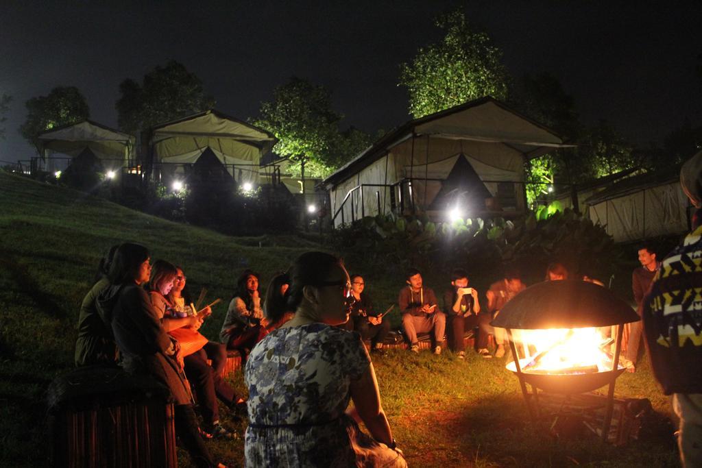 Trizara Resorts - Glam Camping Lembang Εξωτερικό φωτογραφία