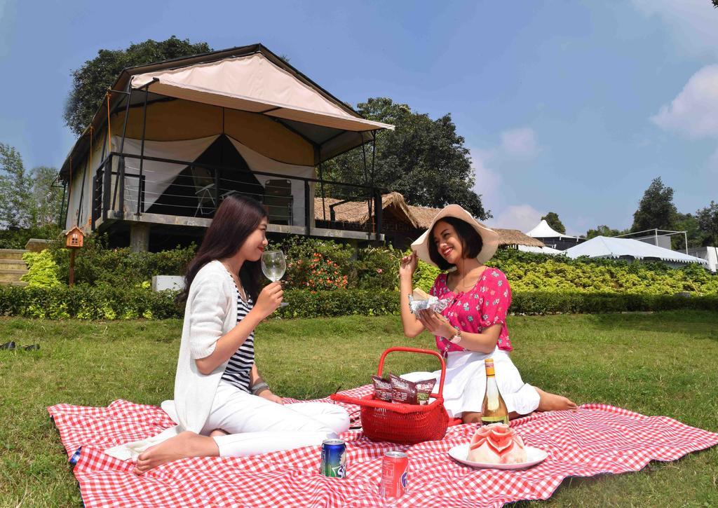Trizara Resorts - Glam Camping Lembang Εξωτερικό φωτογραφία