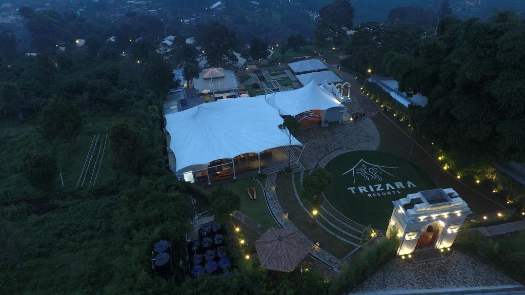Trizara Resorts - Glam Camping Lembang Εξωτερικό φωτογραφία